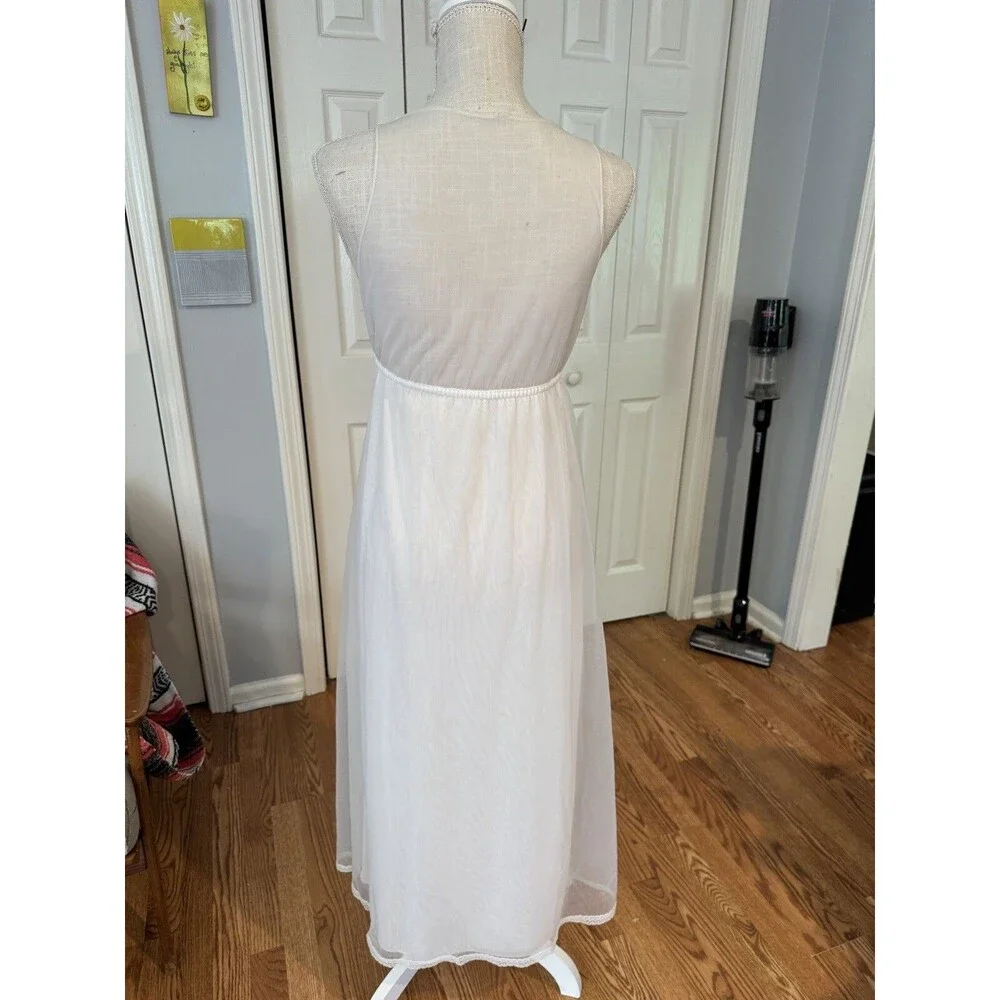 Vintage Miss Elaine Sleeveless Lace Bodice Sheer lined in white Nightgown Bridal